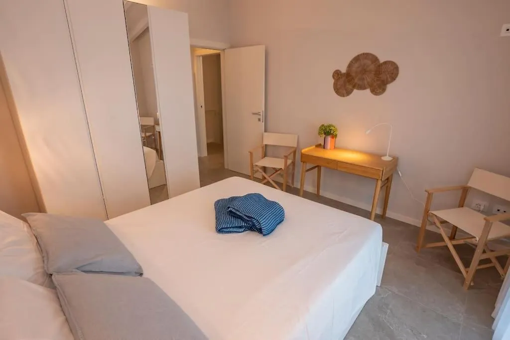 Insalo-Holidays Apartments Con Vista Sul Golfo Di Salo Italy