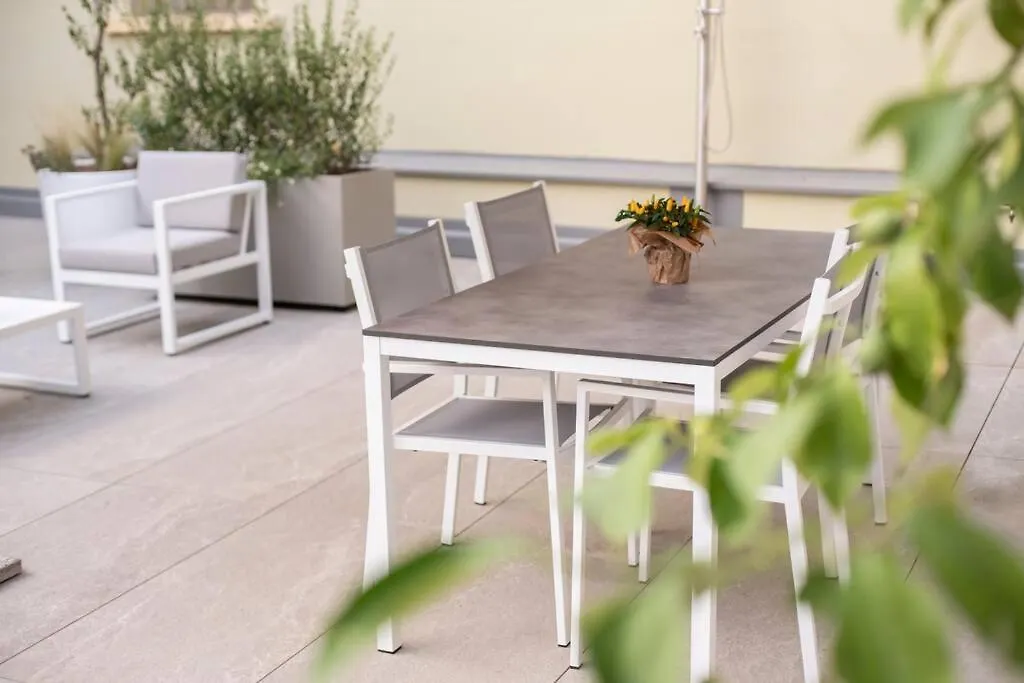 Insalo-Holidays Apartments Con Vista Sul Golfo Di Salo Italy