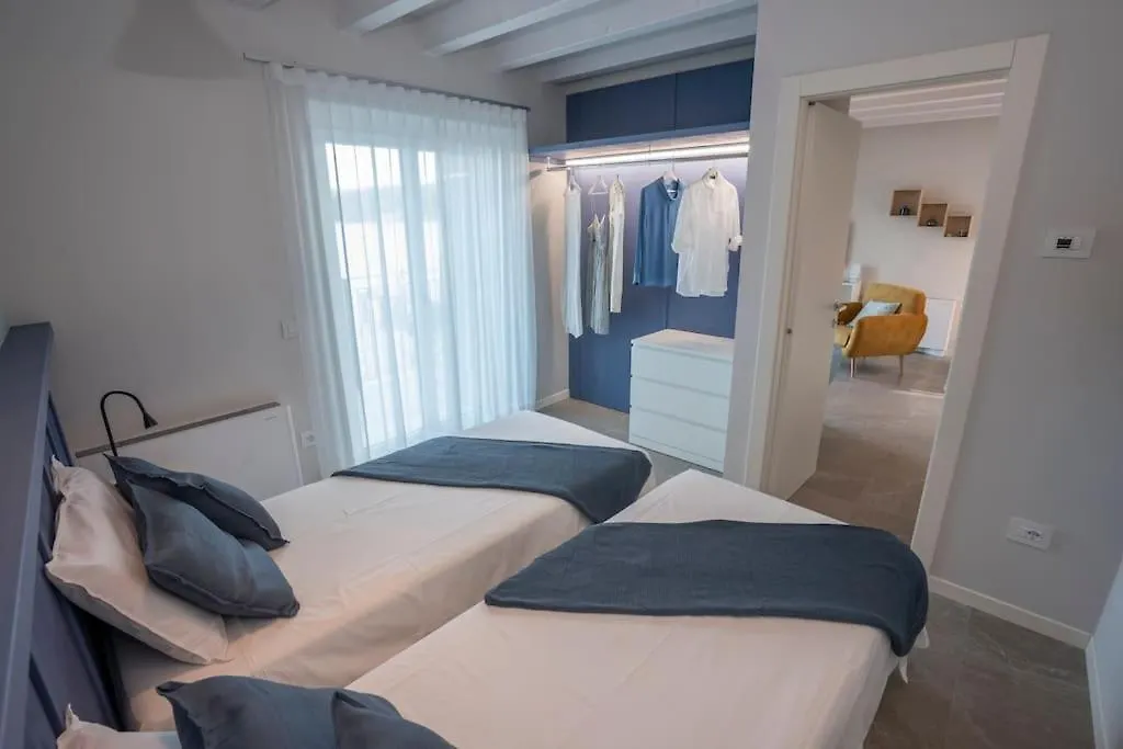 Insalo-Holidays Apartments Con Vista Sul Golfo Di Salo