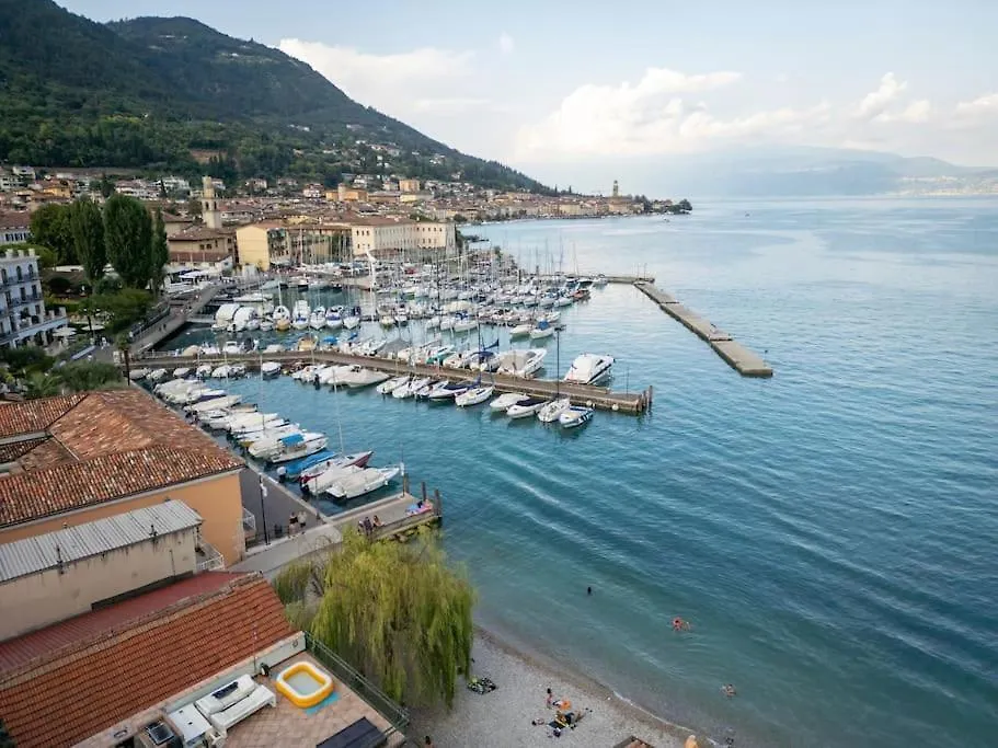 Insalo-Holidays Apartments Con Vista Sul Golfo Di Salo 0*,
