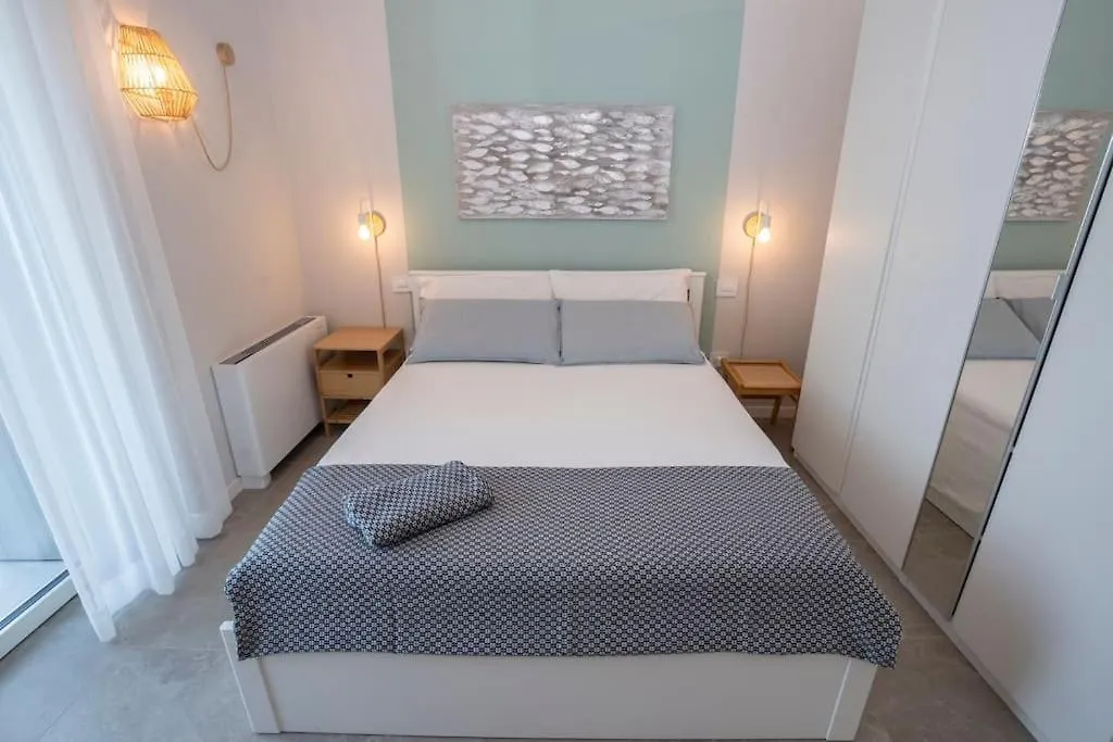Insalo-Holidays Apartments Con Vista Sul Golfo Di Salo