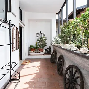  Apartment Isi